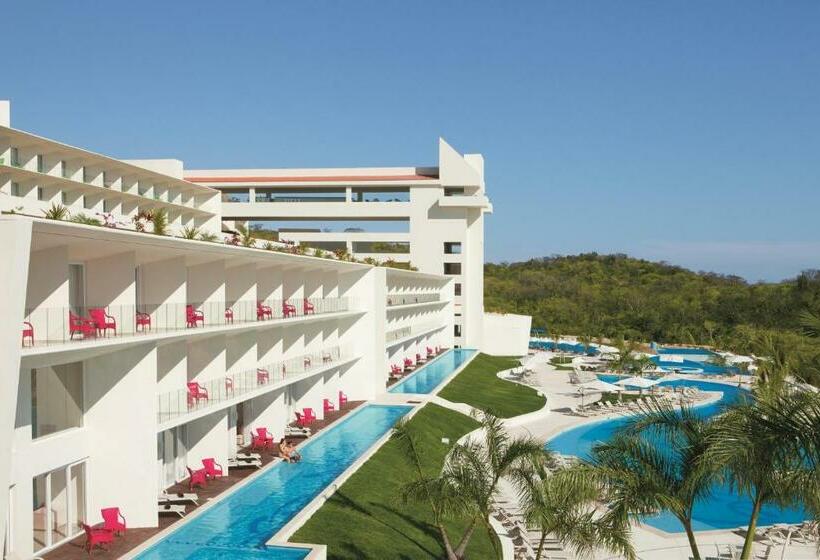 클럽 주니어 스위트, Secrets Huatulco Resort & Spa