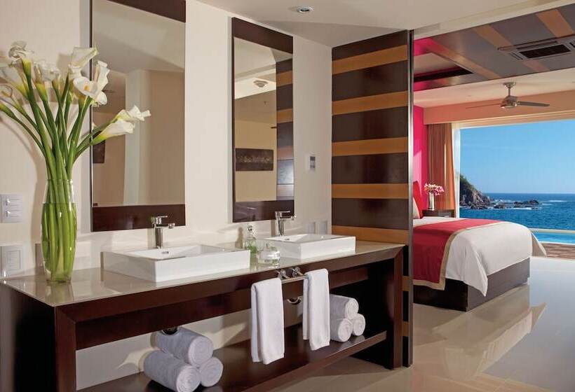 클럽 주니어 스위트, Secrets Huatulco Resort & Spa