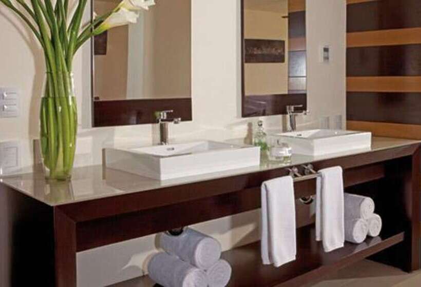 월풀욕조 주니어 스위트, Secrets Huatulco Resort & Spa