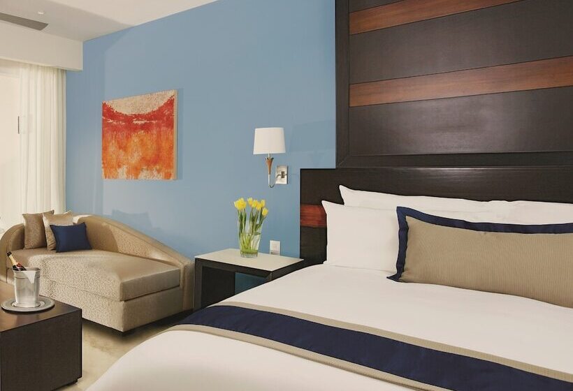 월풀욕조 주니어 스위트, Secrets Huatulco Resort & Spa