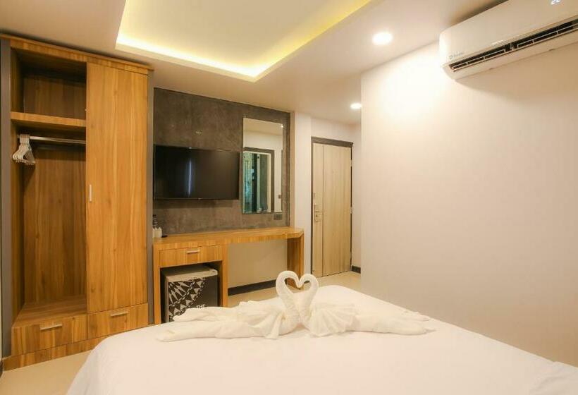 חדר דלוקס, The Mantra Hotel Kata Noi