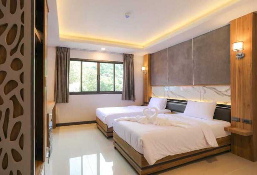 חדר דלוקס, The Mantra Hotel Kata Noi