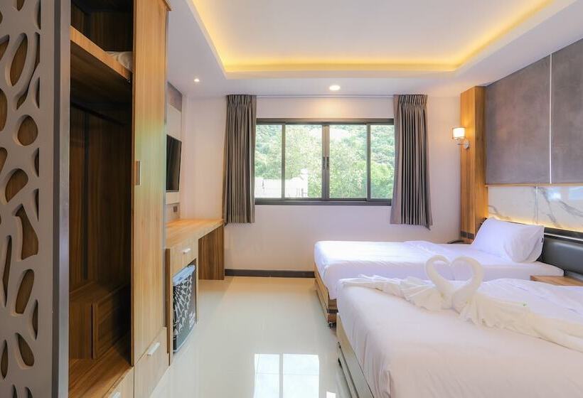 חדר דלוקס, The Mantra Hotel Kata Noi