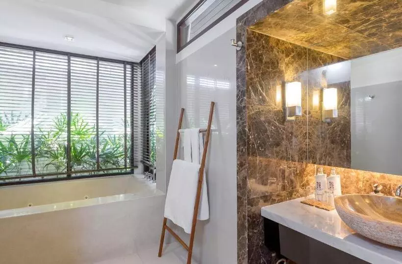 スリーベッドルーム　ヴィラ, The Sea Koh Samui Resort And Residences By Tolani   Sha Extra Plus