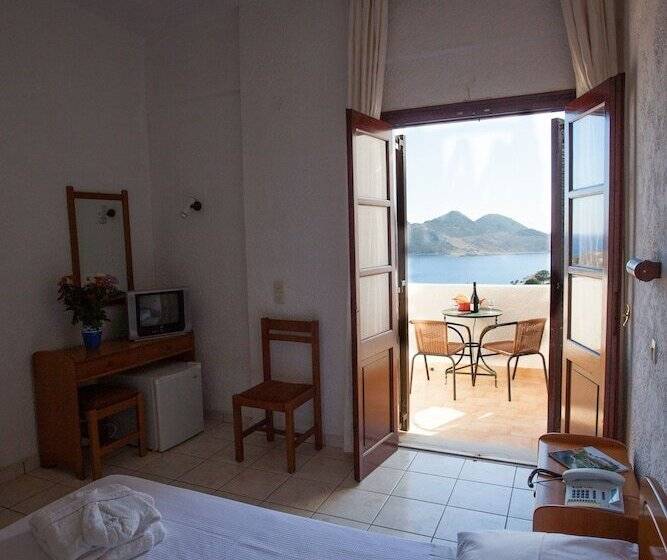 غرفة قياسية مطلّة علي البحر, Golden Sun Hotel Patmos