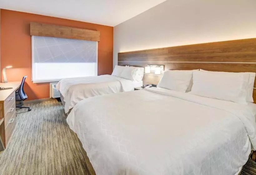 スイート, Holiday Inn Express Hotel & Suites Foley, An Ihg