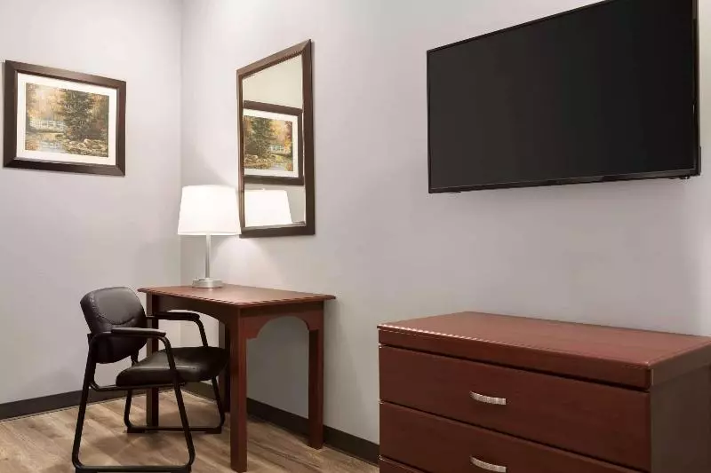 スタンダードルーム, Signature Inn & Suites Hamilton