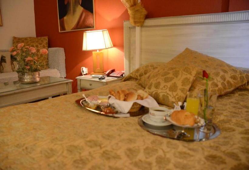 Номер Deluxe, Electra