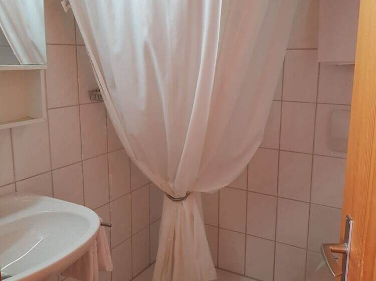 Четырехместный Номер Стандарт, Gasthof Schoenegg B&b