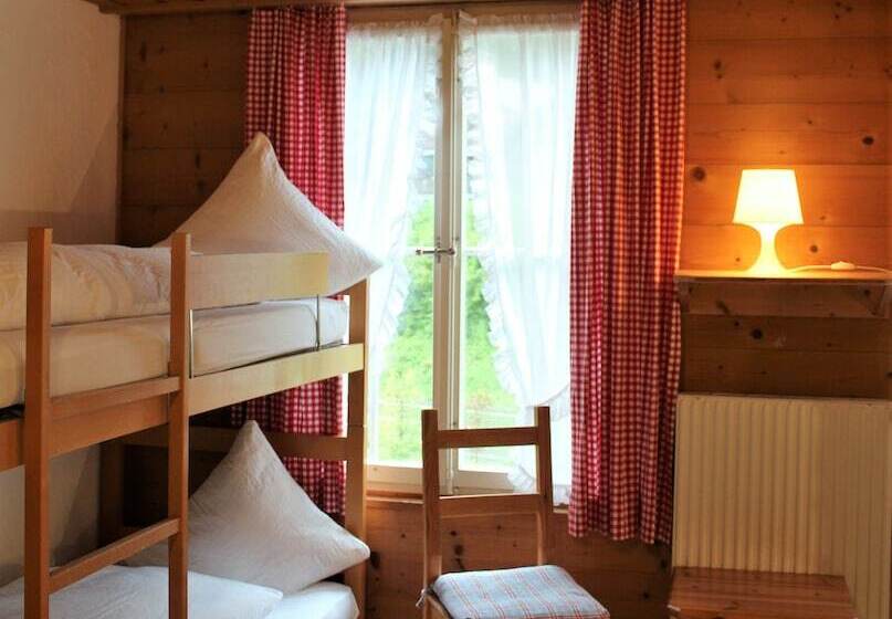 اتاق استاندارد چهار تخته, Gasthof Schoenegg B&b