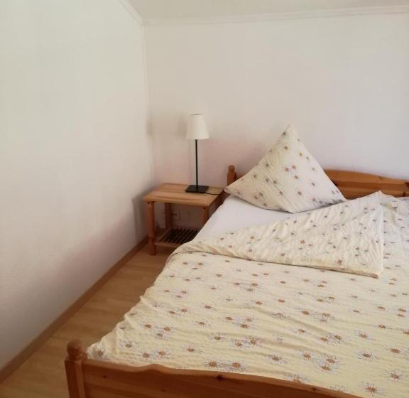 Номер Стандарт Трехместный, Gasthof Schoenegg B&b