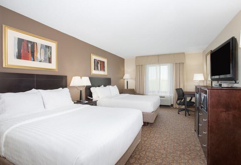 جناح, Holiday Inn Express Hotel & Suites Concordia Us 81, An Ihg