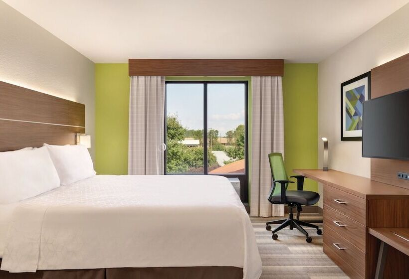 Люкс, Holiday Inn Express Hotel & Suites Lavonia, An Ihg