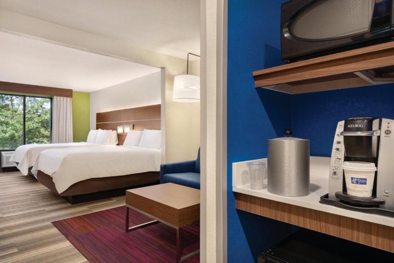 身障者適用クイーンサイズベッドルーム, Holiday Inn Express Hotel & Suites Lavonia, An Ihg