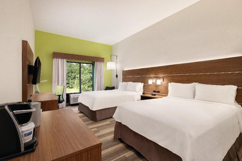 身障者適用クイーンサイズベッドルーム, Holiday Inn Express Hotel & Suites Lavonia, An Ihg