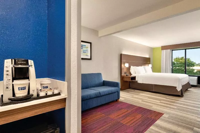 身障者適用スイートルーム, Holiday Inn Express Hotel & Suites Lavonia, An Ihg