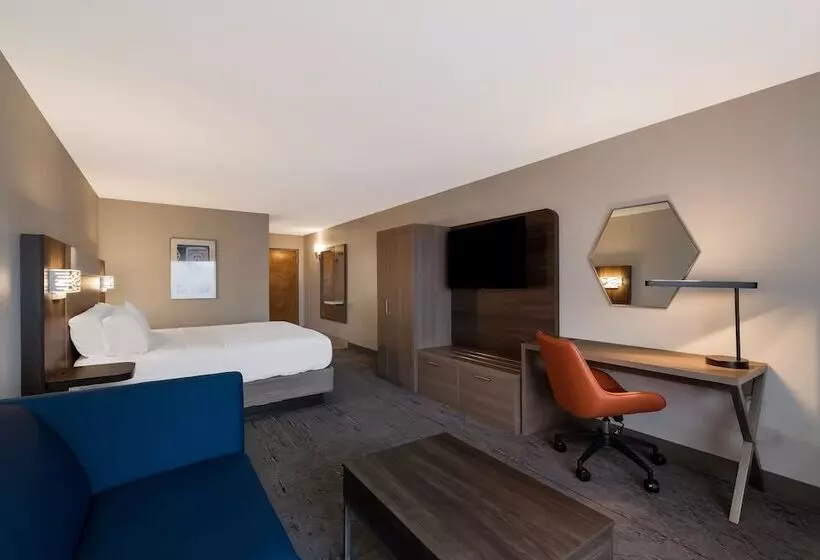 スイート, Holiday Inn Express Hotel & Suites   The Villages, An Ihg