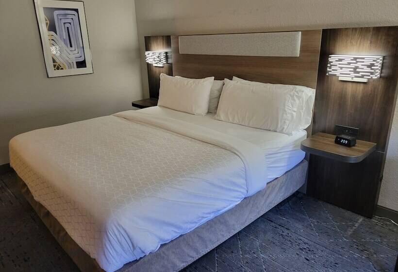 סוויטה, Holiday Inn Express Hotel & Suites   The Villages, An Ihg