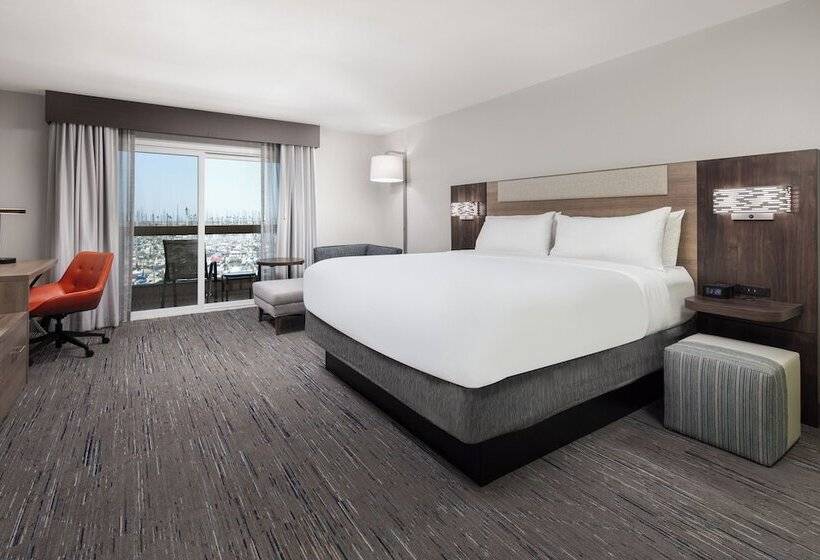 带景观的带双人床的标准间, Holiday Inn Express Hotel & Suites Ventura Harbor, An Ihg