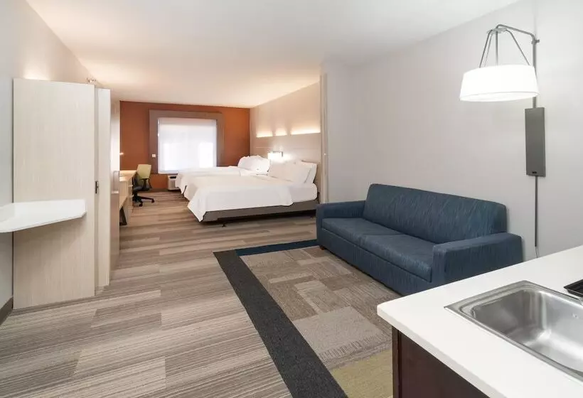 スイート, Holiday Inn Express Hotel & Suites Magee By Ihg