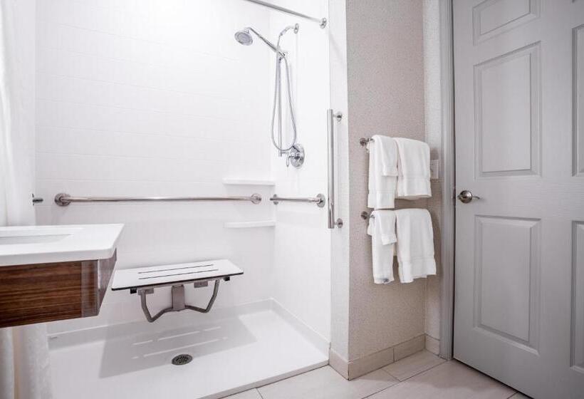 Номер Стандарт Кровать Кинг Адаптированный для Инвалидов, Holiday Inn Express Annapolis East Kent Island, An Ihg