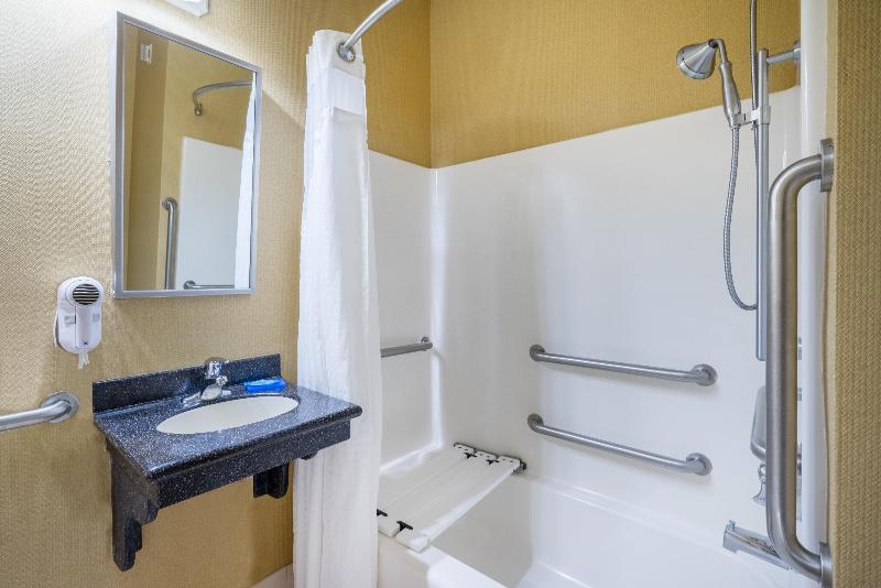 Номер Стандарт Кровать Кинг Адаптированный для Инвалидов, Holiday Inn Express Annapolis East Kent Island, An Ihg