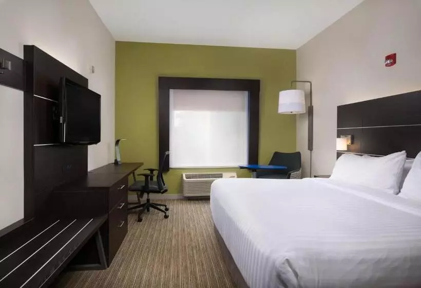 キングサイズベッドのスタンダードルーム, Holiday Inn Express Independence   Kansas City, An Ihg