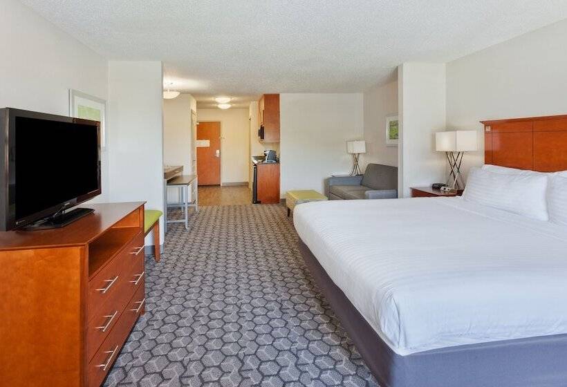 スイート, Holiday Inn Express Phenix City Fort Benning, An Ihg