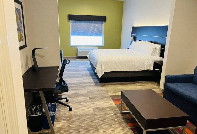 Люкс, Holiday Inn Express & Suites Salinas, An Ihg