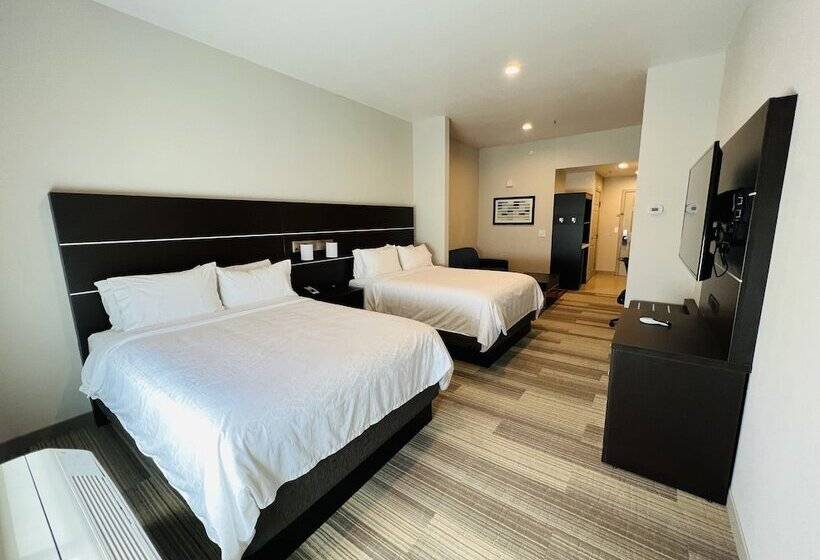 Люкс, Holiday Inn Express & Suites Salinas, An Ihg