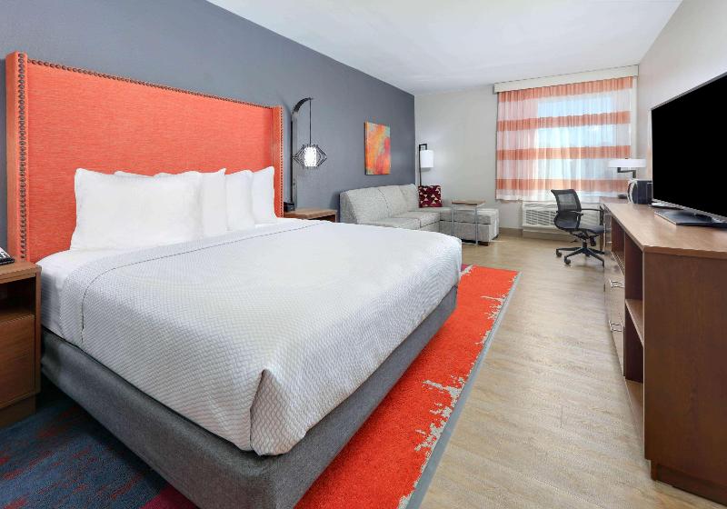 Quarto Estandar Cama King para Deficientes Físicos, Holiday Inn Express & Suites Sioux Center, An Ihg
