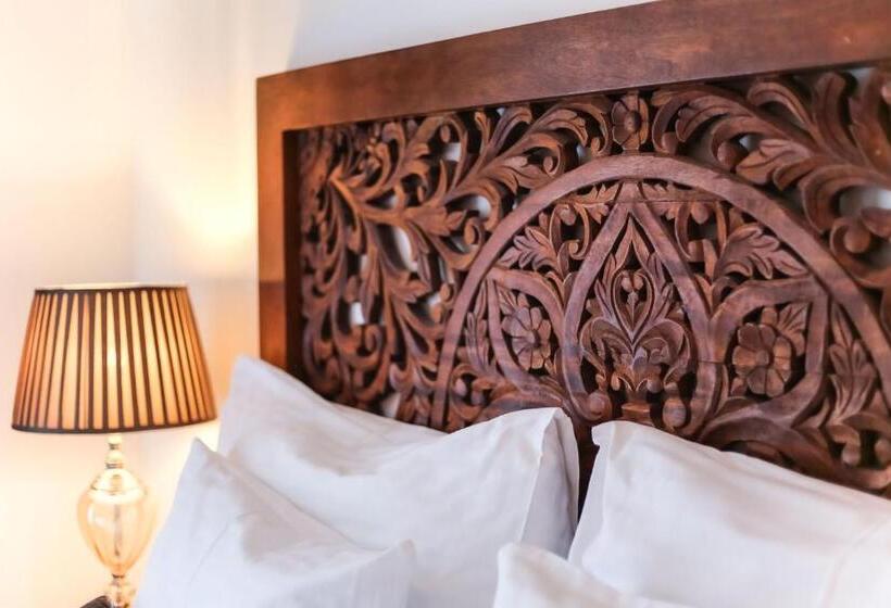 اتاق سوپریور با تخت بزرگ, Pension Adalbert