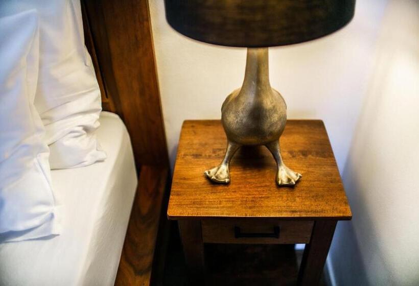 اتاق لوکس با تخت بزرگ, Pension Adalbert