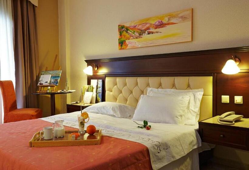 غرفة كومفورت, Sokratis