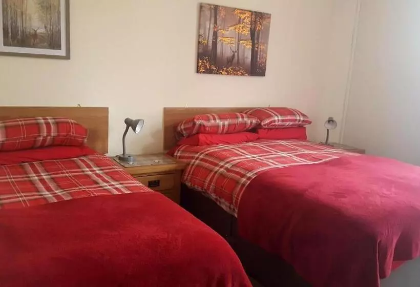Standard Kolmen Hengen Huone, The Waverley