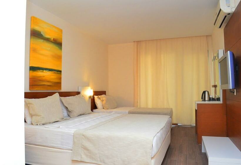 Quarto Triplo Estandar, Side Nossa