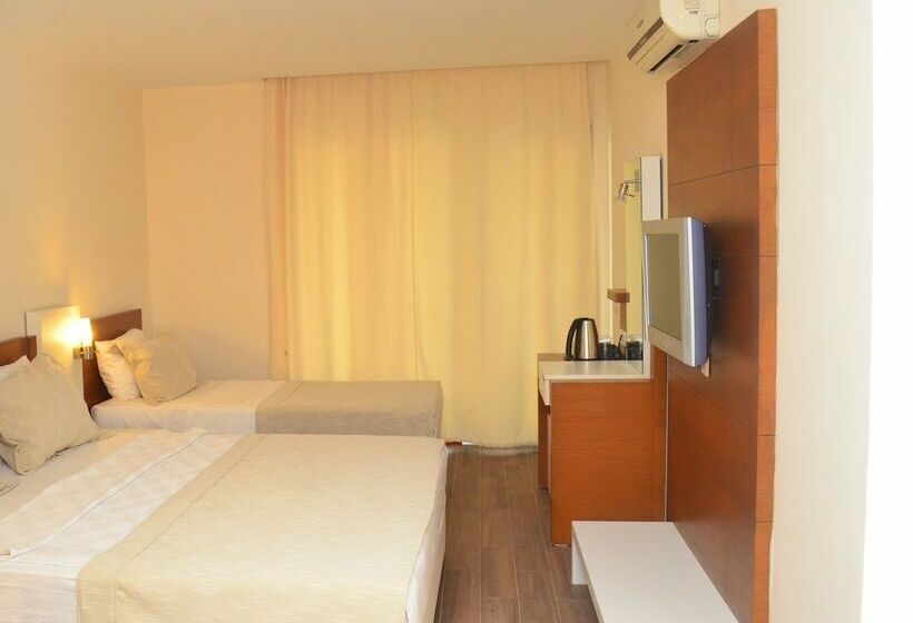 Quarto Triplo Estandar, Side Nossa