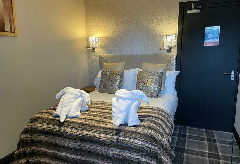 חדר סטנדרט, The Albert Inn