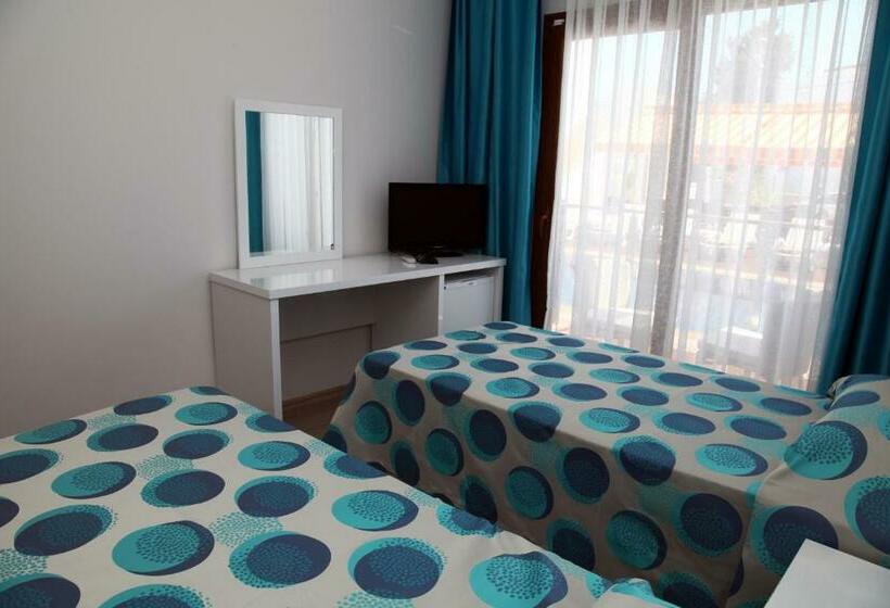 شقة غرفة واحدة, Siesta Garden Apart