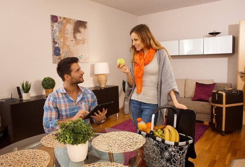 סטודיו סופריור, Central Passage Apartments By Vagabond