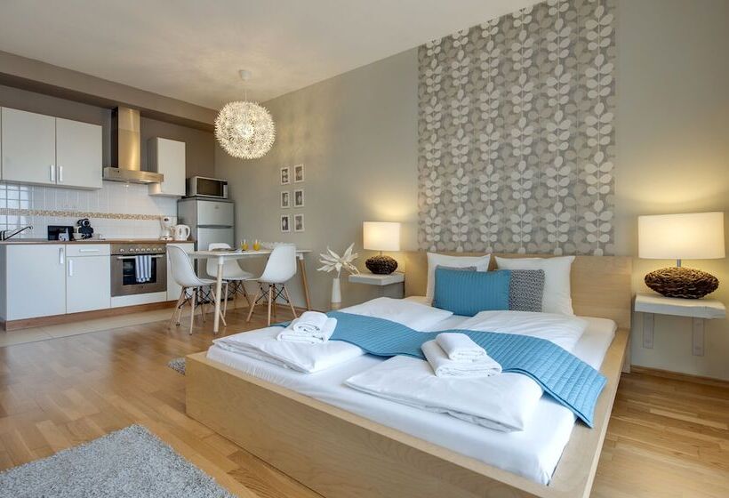 Студия Superior, Central Passage Apartments By Vagabond