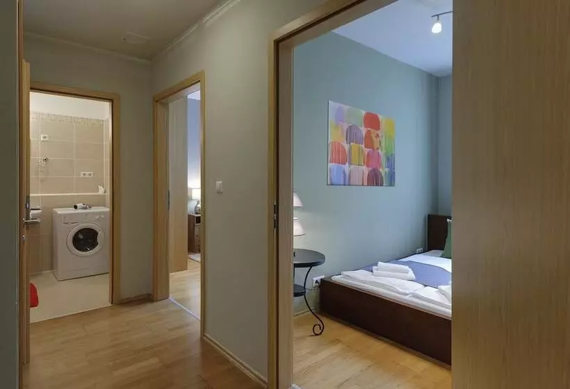 ２ベッドルームアパートメント, Central Passage Apartments By Vagabond