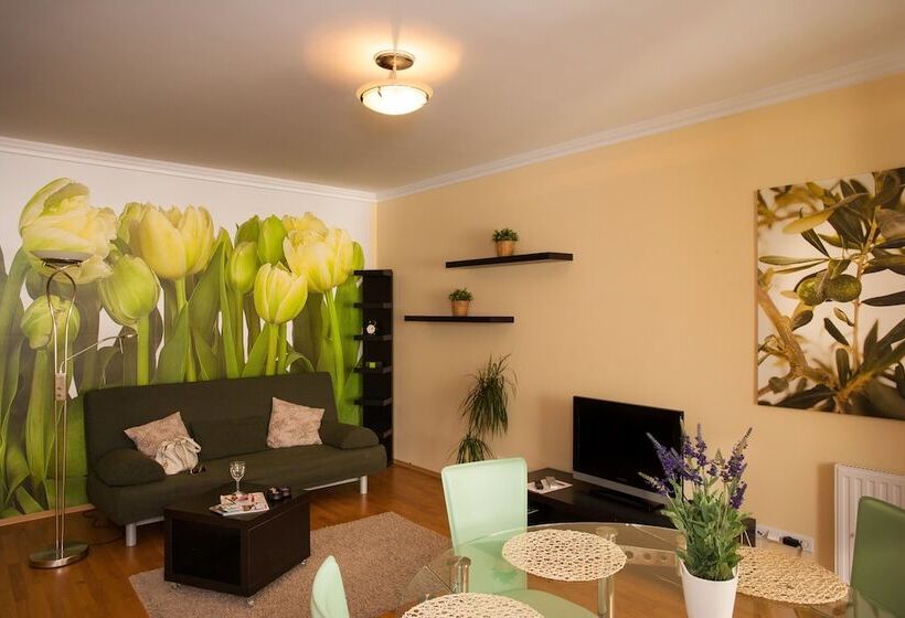 דירת חדר, Central Passage Apartments By Vagabond