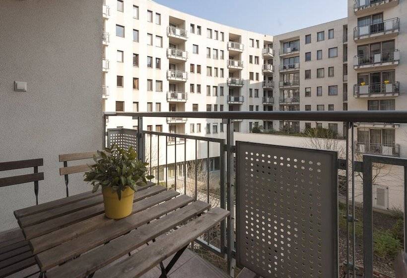 2 Sovrums Lägenhet, Central Passage Apartments By Vagabond