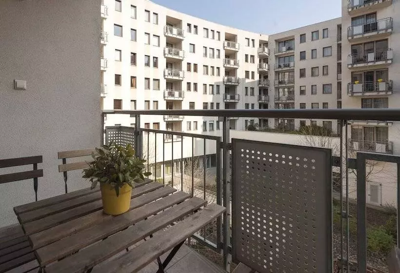 ２ベッドルームアパートメント, Central Passage Apartments By Vagabond