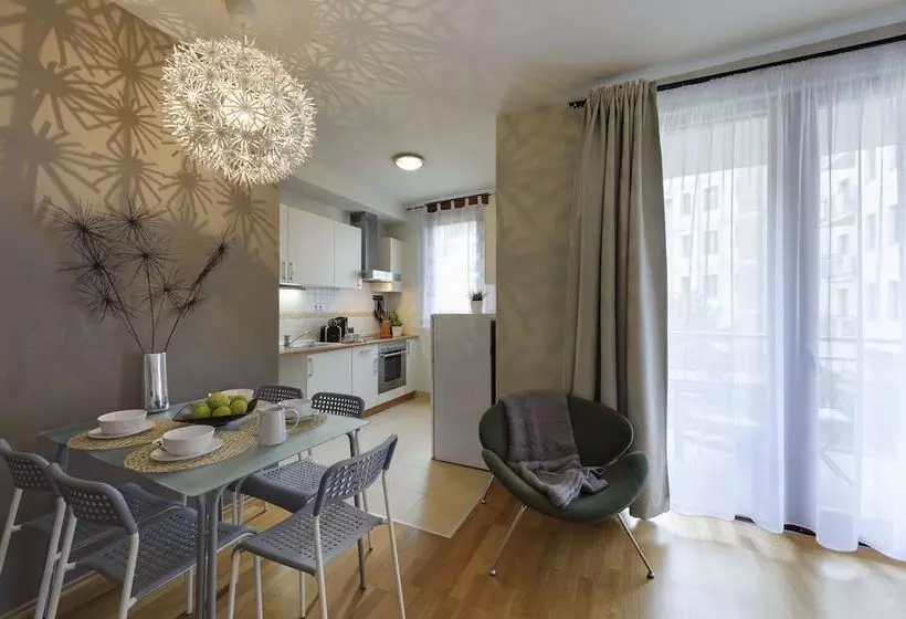 ２ベッドルームアパートメント, Central Passage Apartments By Vagabond