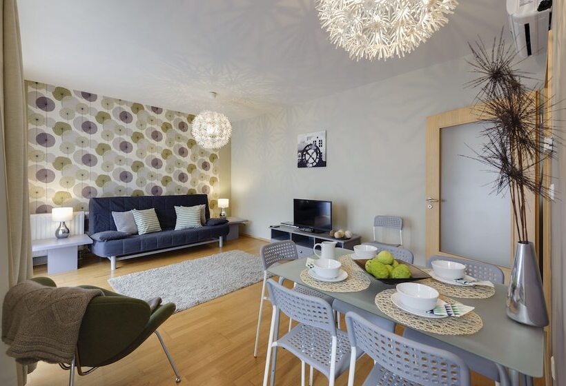 2 Sovrums Lägenhet, Central Passage Apartments By Vagabond