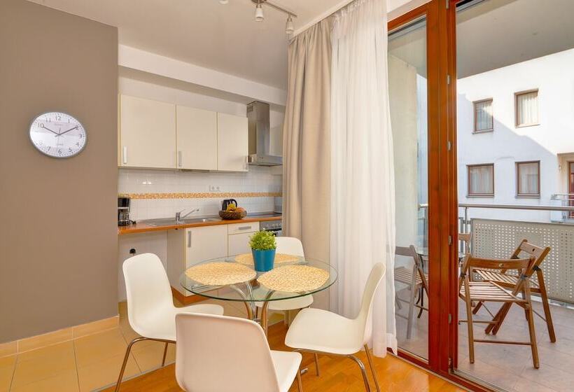 דירת חדר, Central Passage Apartments By Vagabond