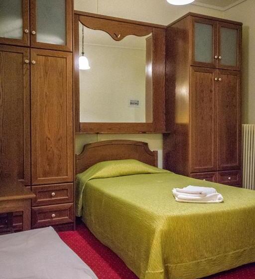 اتاق استاندارد سه نفره, City Hotel Apollonion