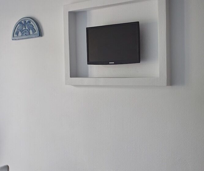 اتاق کلاسیک, Atheras